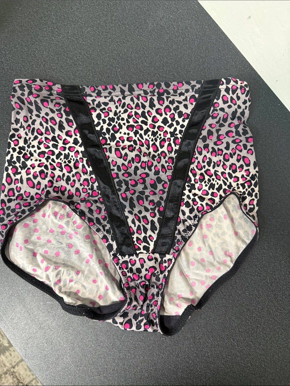 Flexees Gray and Pink Leopard-Print High-Waist Swim Bottoms